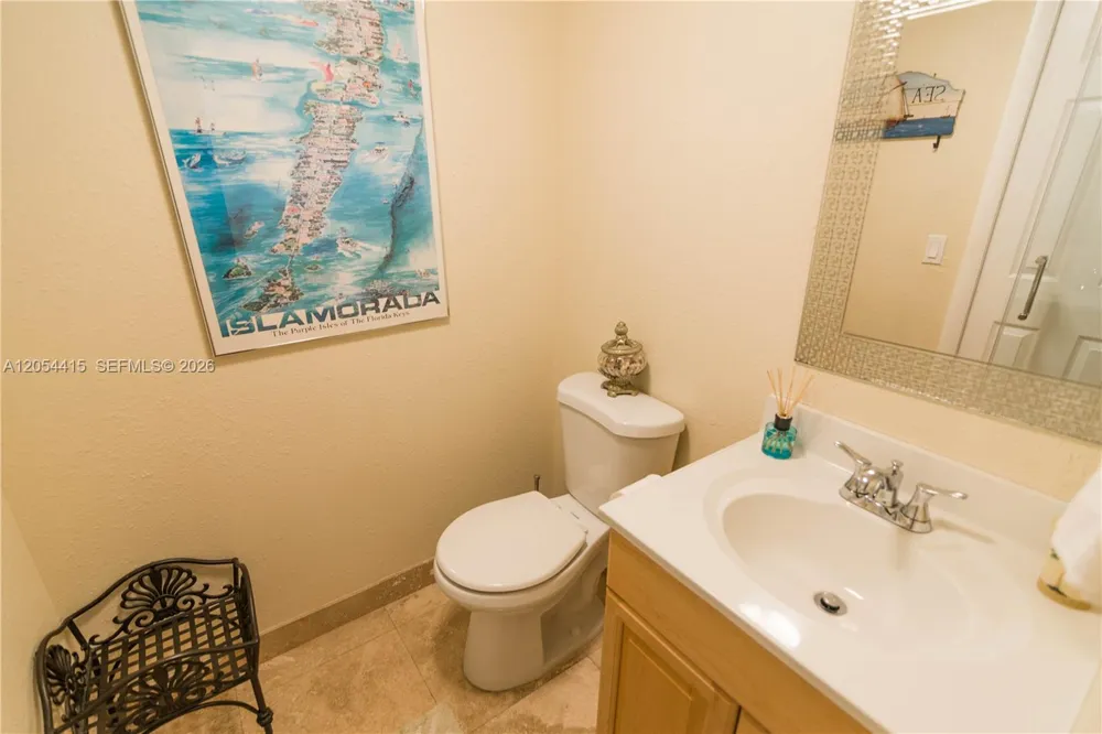 87200 Overseas Hwy #E4 Plantation Key, FL 33036