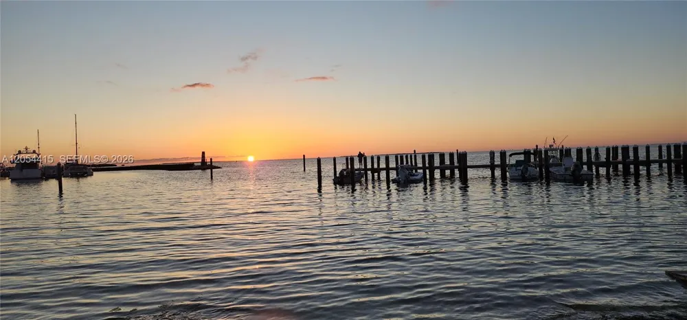 87200 Overseas Hwy #E4 Plantation Key, FL 33036