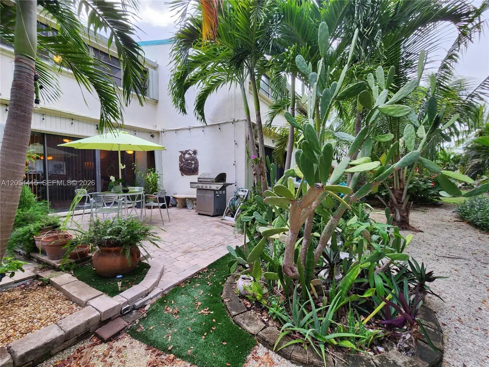 87200 Overseas Hwy #E4 Plantation Key, FL 33036