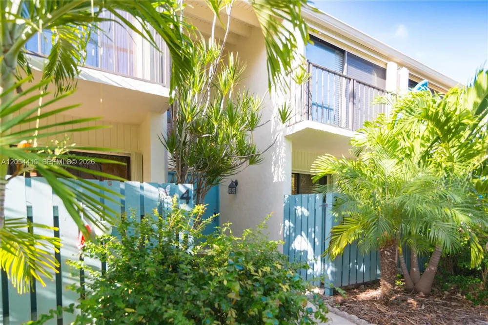 87200 Overseas Hwy #E4 Plantation Key, FL 33036