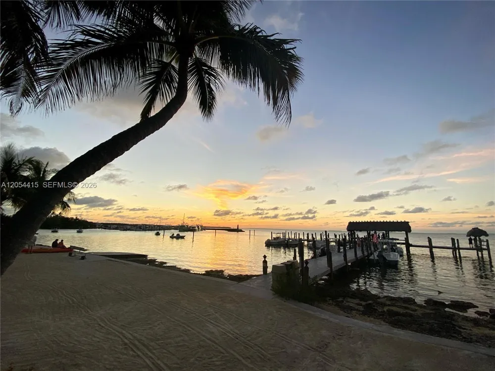 87200 Overseas Hwy #E4 Plantation Key, FL 33036