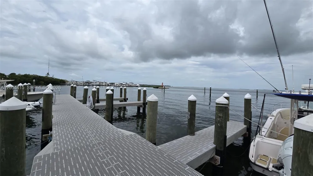 87200 Overseas Hwy #E4 Plantation Key, FL 33036