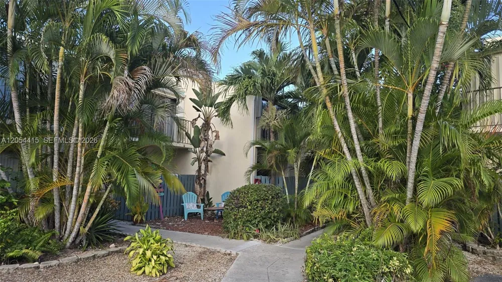 87200 Overseas Hwy #E4 Plantation Key, FL 33036