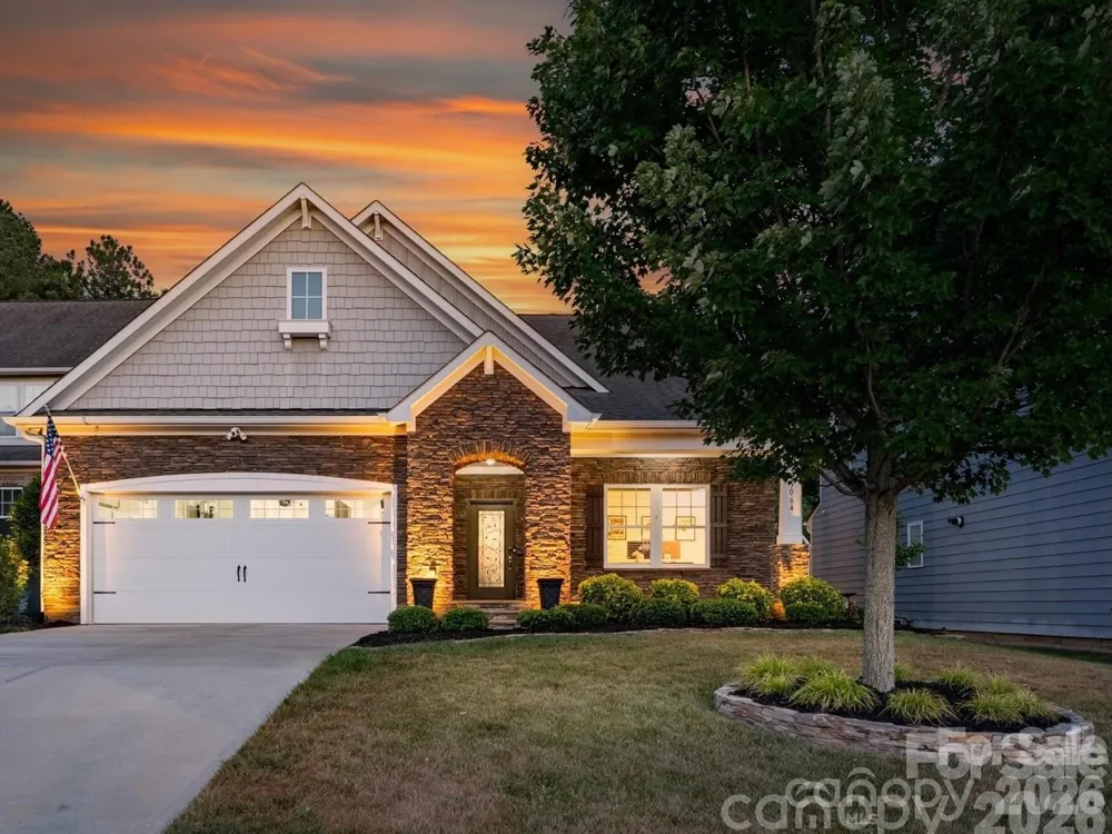 5064 Stonehill Lane Matthews, NC 28104