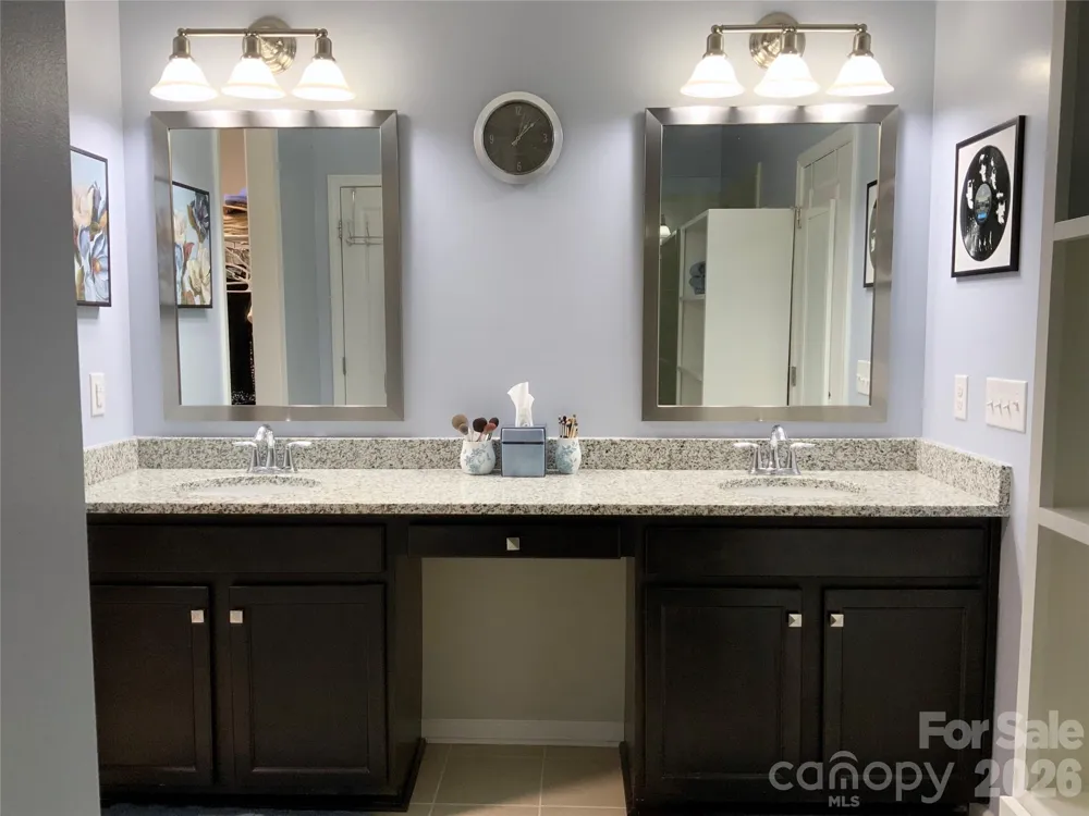 5064 Stonehill Lane Matthews, NC 28104