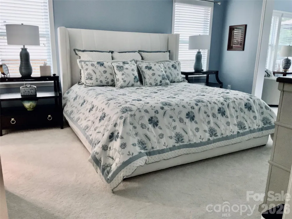 5064 Stonehill Lane Matthews, NC 28104