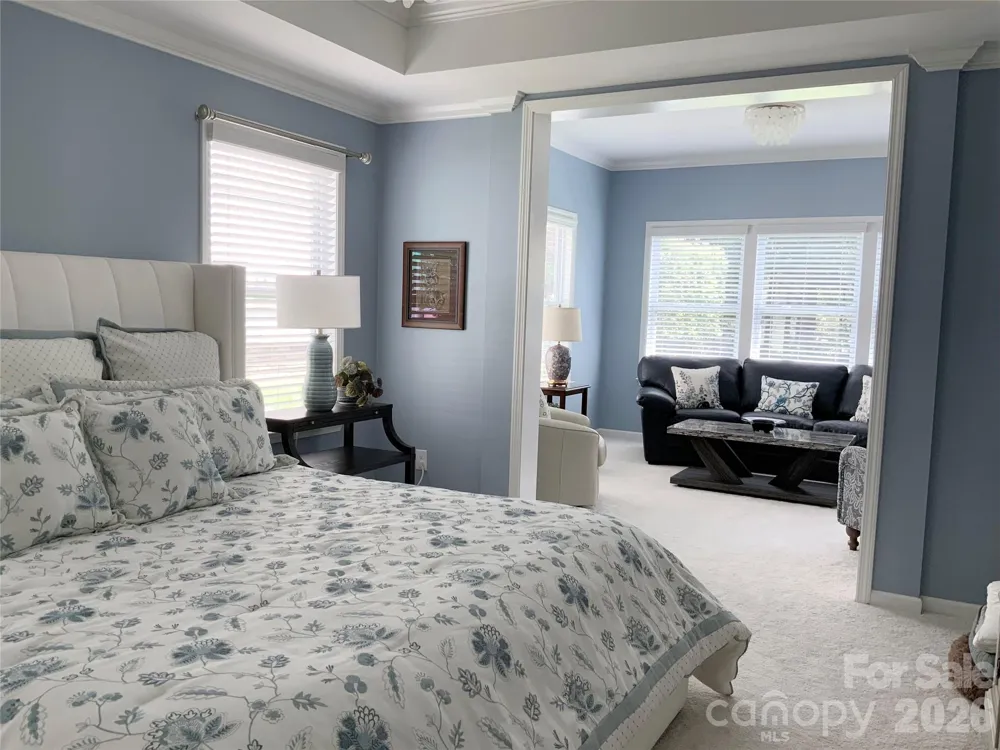 5064 Stonehill Lane Matthews, NC 28104