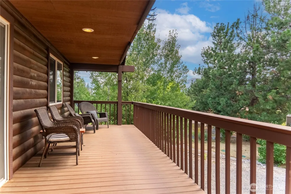 14 Apple Way Winthrop, WA 98862