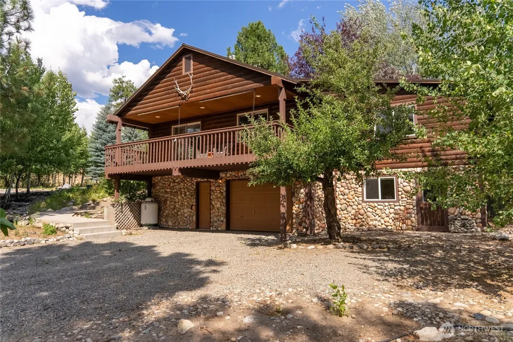 14 Apple Way Winthrop, WA 98862