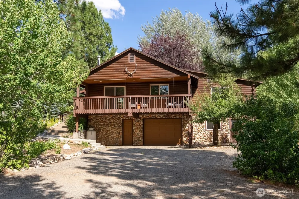 14 Apple Way Winthrop, WA 98862