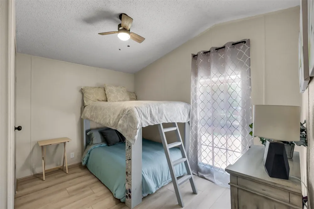 2980 S Ih 10 Weimar, TX 78962