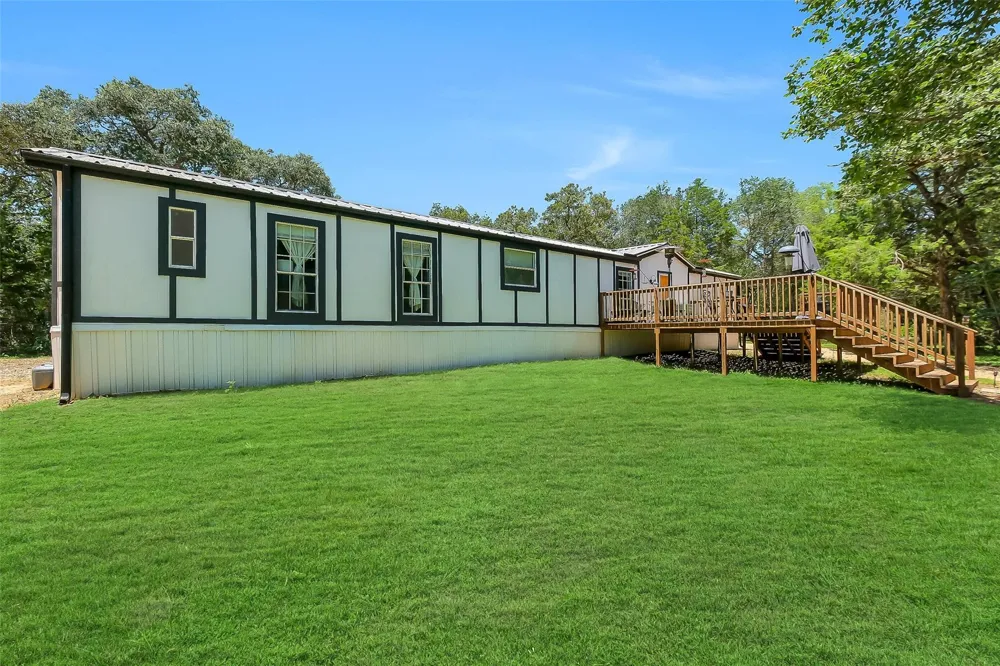 2980 S Ih 10 Weimar, TX 78962