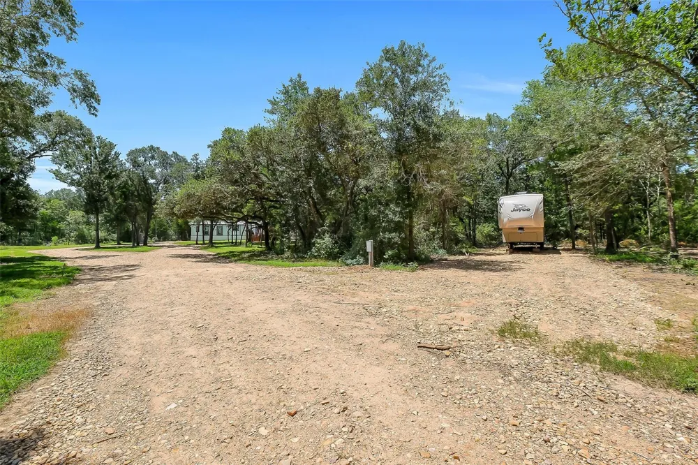 2980 S Ih 10 Weimar, TX 78962