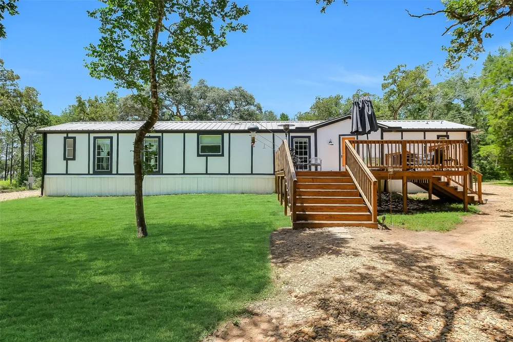2980 S Ih 10 Weimar, TX 78962