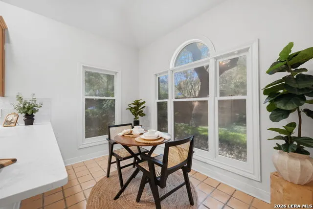 2 Jackson Ct San Antonio, TX 78230