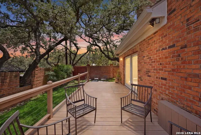 2 Jackson Ct San Antonio, TX 78230