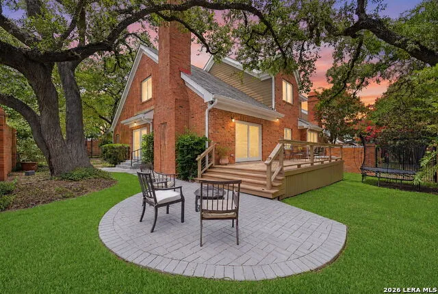 2 Jackson Ct San Antonio, TX 78230