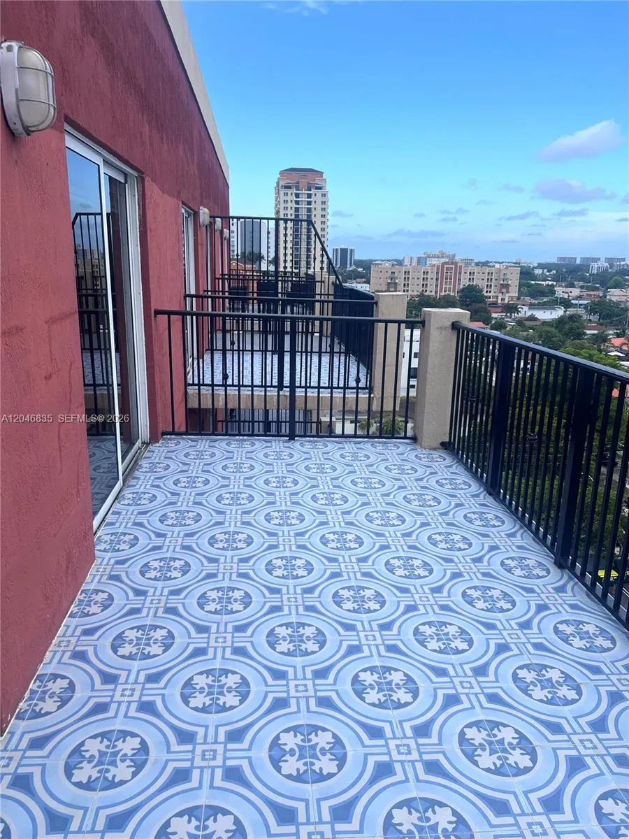 3410 Coral Way #PH-05 Miami, FL 33145