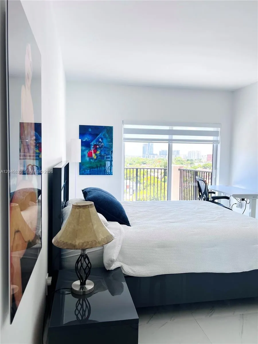 3410 Coral Way #PH-05 Miami, FL 33145