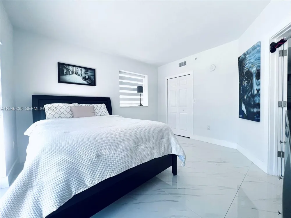 3410 Coral Way #PH-05 Miami, FL 33145