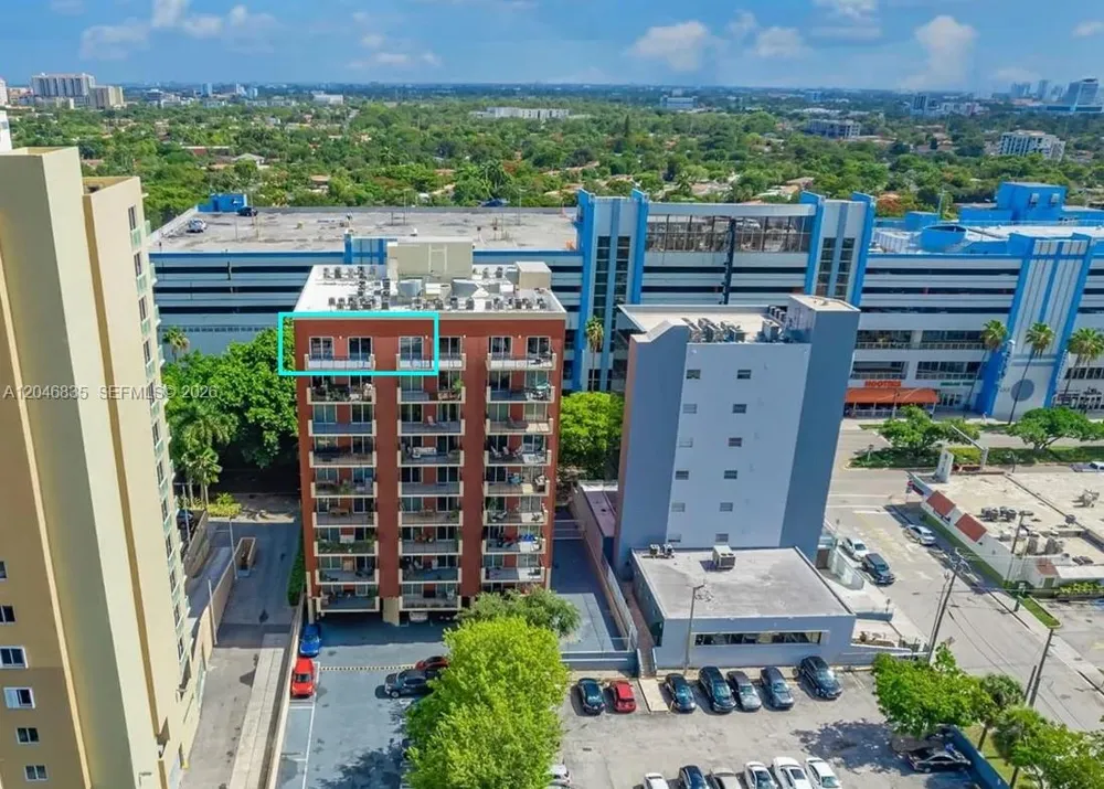 3410 Coral Way #PH-05 Miami, FL 33145