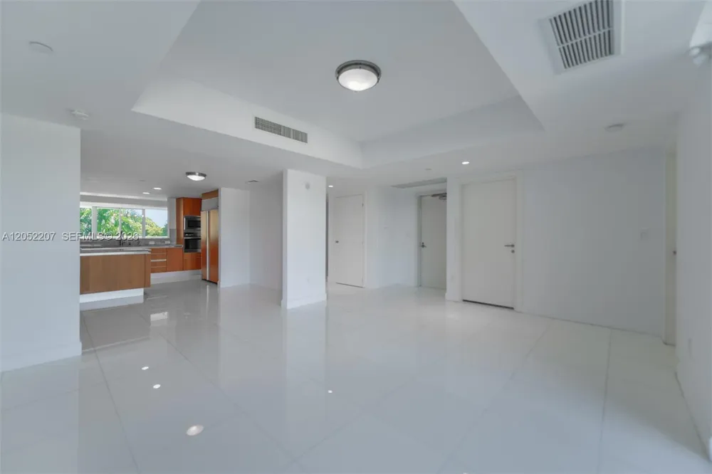 2627 S Bayshore Dr #604 Miami, FL 33133