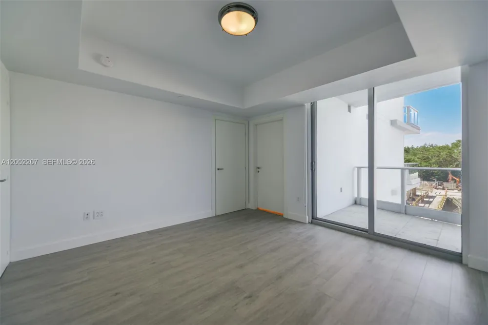2627 S Bayshore Dr #604 Miami, FL 33133