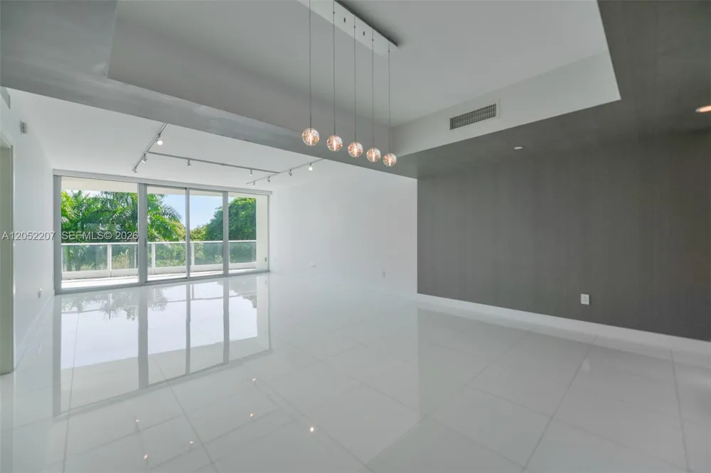 2627 S Bayshore Dr #604 Miami, FL 33133