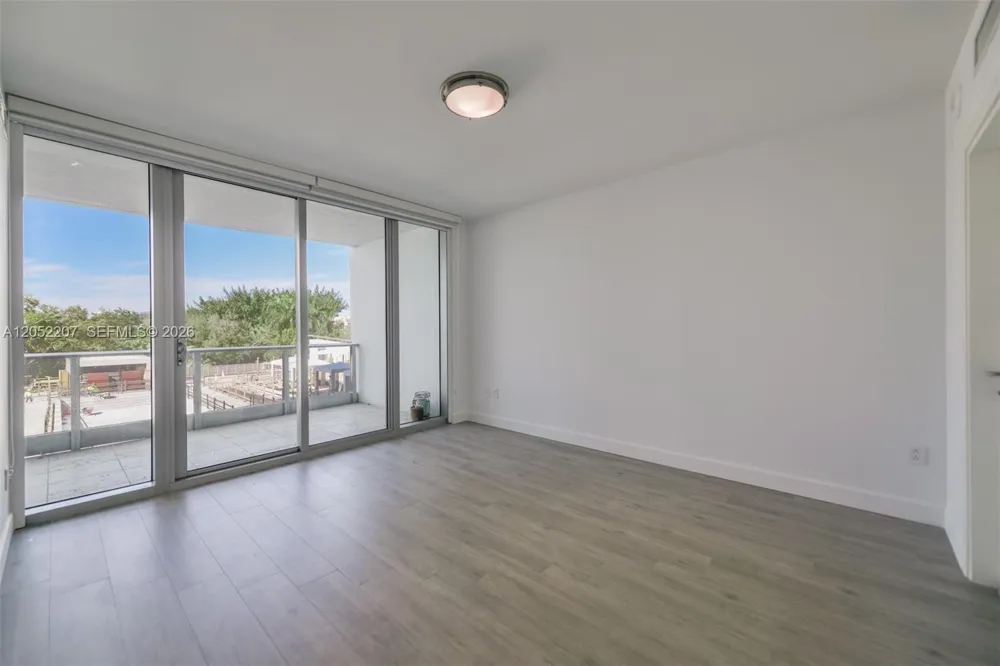 2627 S Bayshore Dr #604 Miami, FL 33133