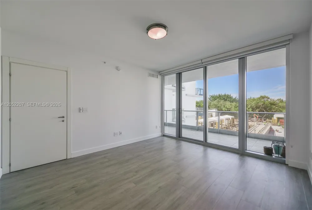 2627 S Bayshore Dr #604 Miami, FL 33133
