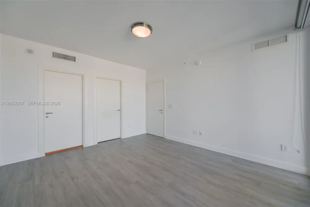 2627 S Bayshore Dr #604 Miami, FL 33133
