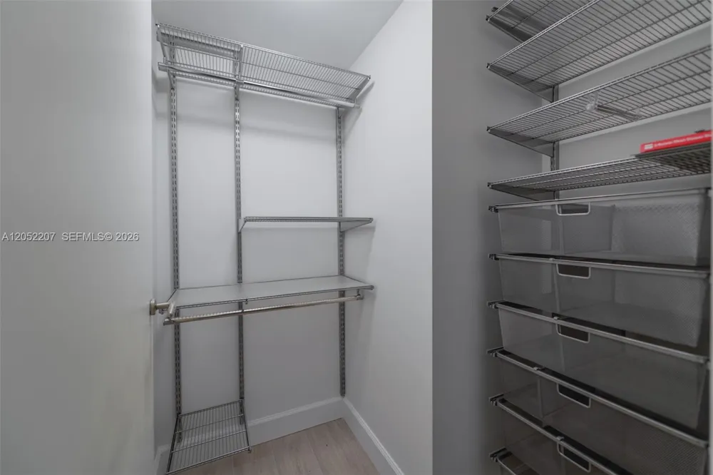 2627 S Bayshore Dr #604 Miami, FL 33133