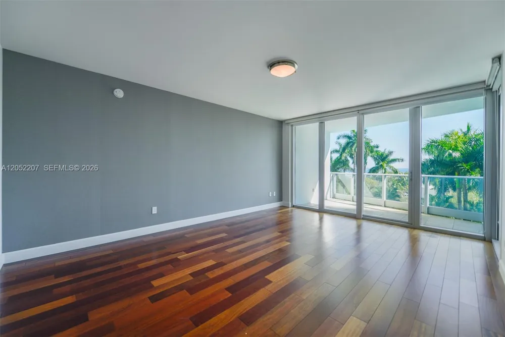 2627 S Bayshore Dr #604 Miami, FL 33133