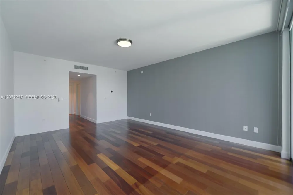 2627 S Bayshore Dr #604 Miami, FL 33133
