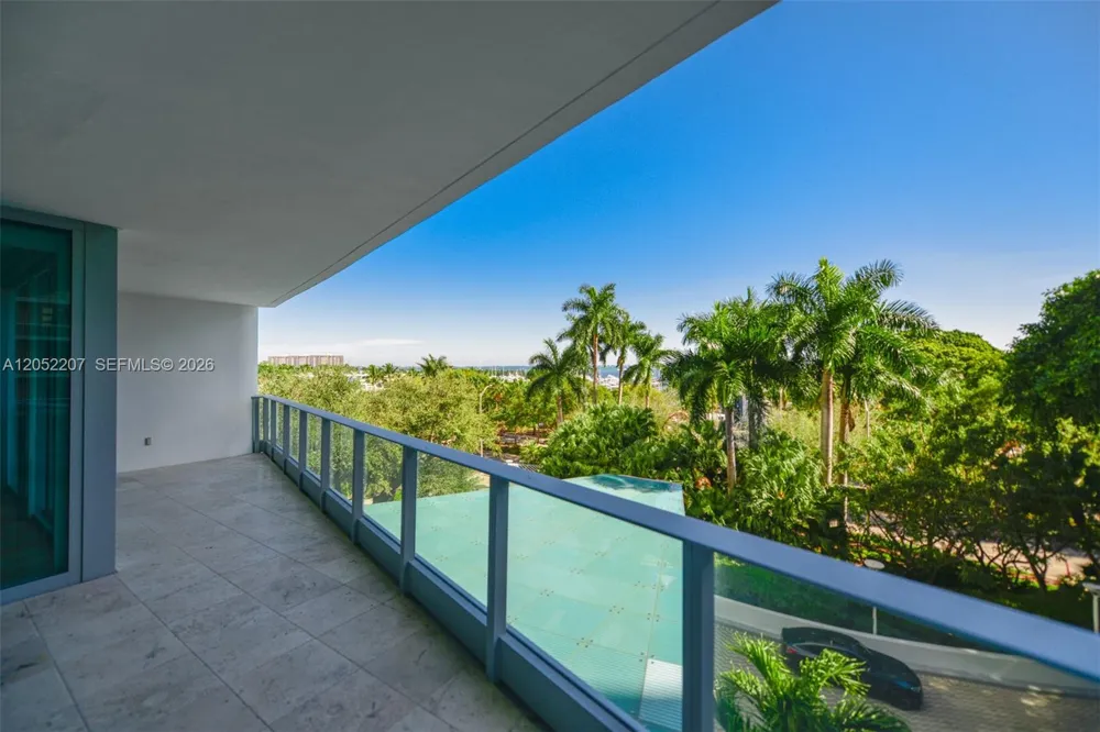 2627 S Bayshore Dr #604 Miami, FL 33133