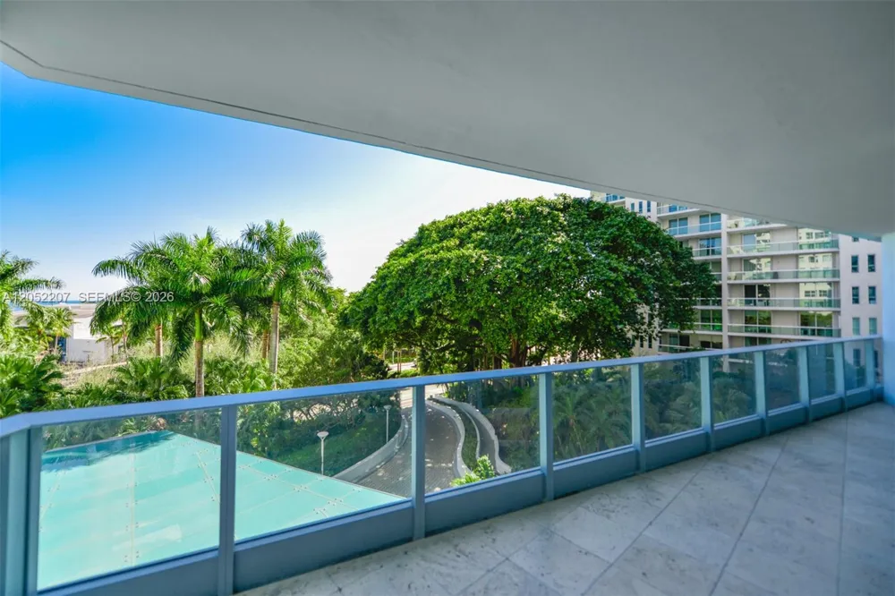 2627 S Bayshore Dr #604 Miami, FL 33133