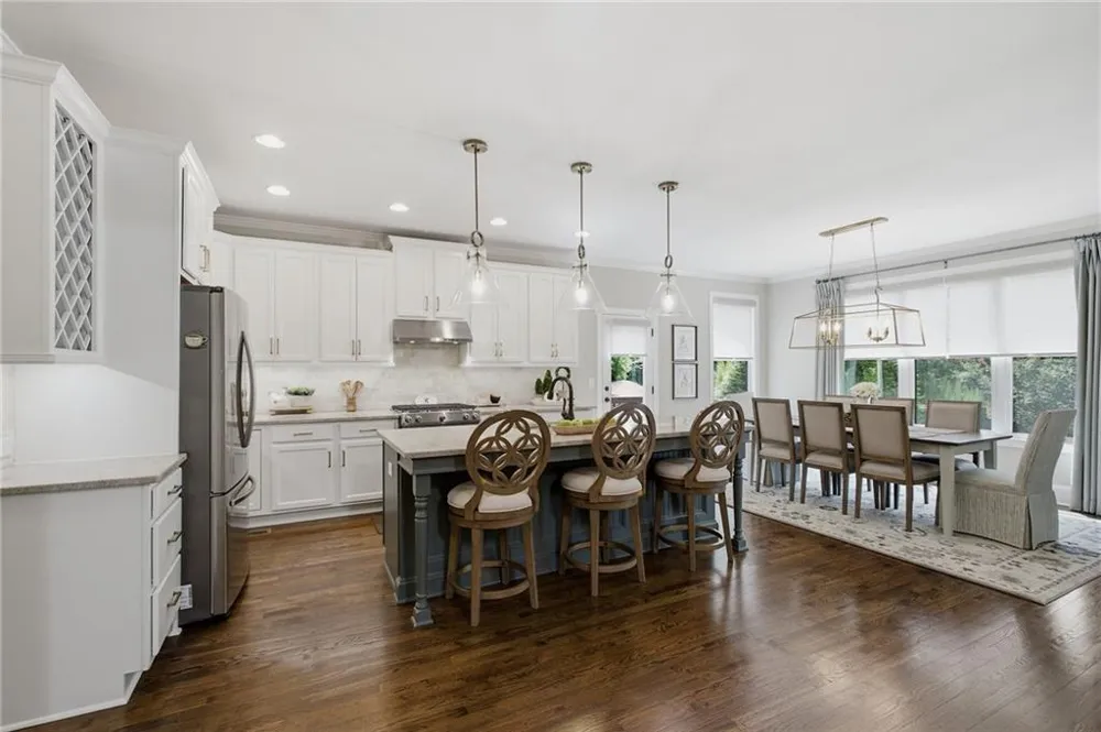303 Trappers Bluff Waleska, GA 30183