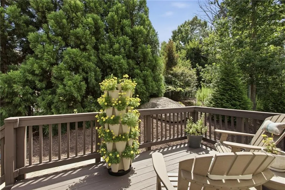 303 Trappers Bluff Waleska, GA 30183