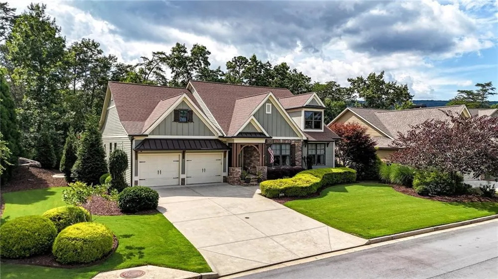 303 Trappers Bluff Waleska, GA 30183