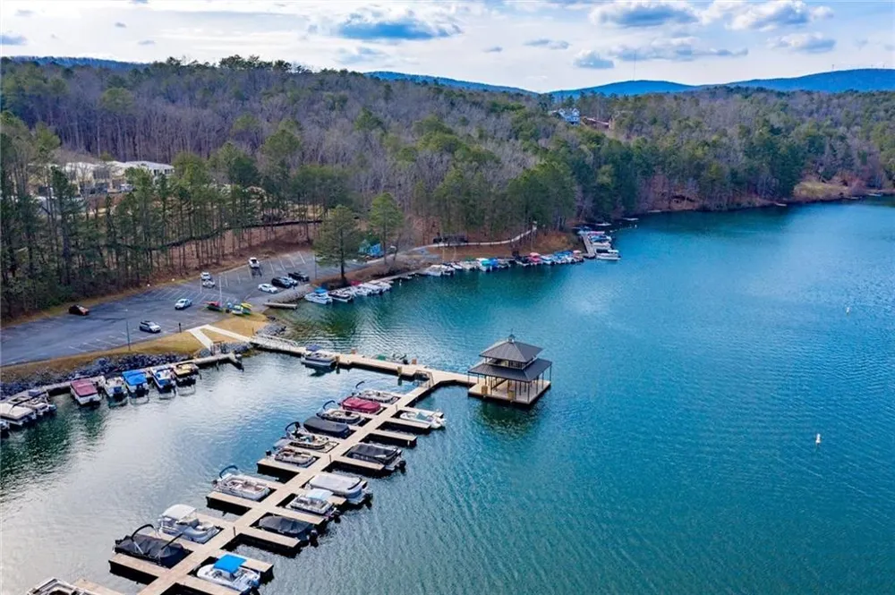 303 Trappers Bluff Waleska, GA 30183