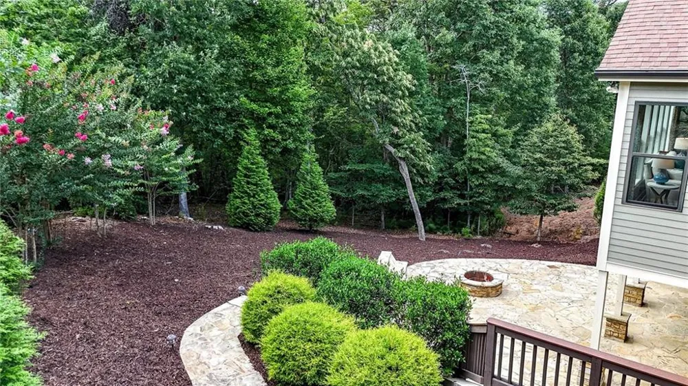 303 Trappers Bluff Waleska, GA 30183