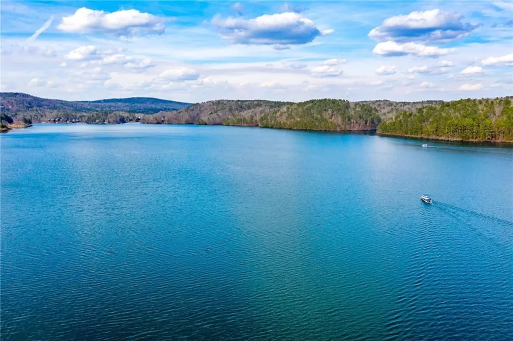 303 Trappers Bluff Waleska, GA 30183