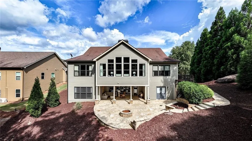 303 Trappers Bluff Waleska, GA 30183