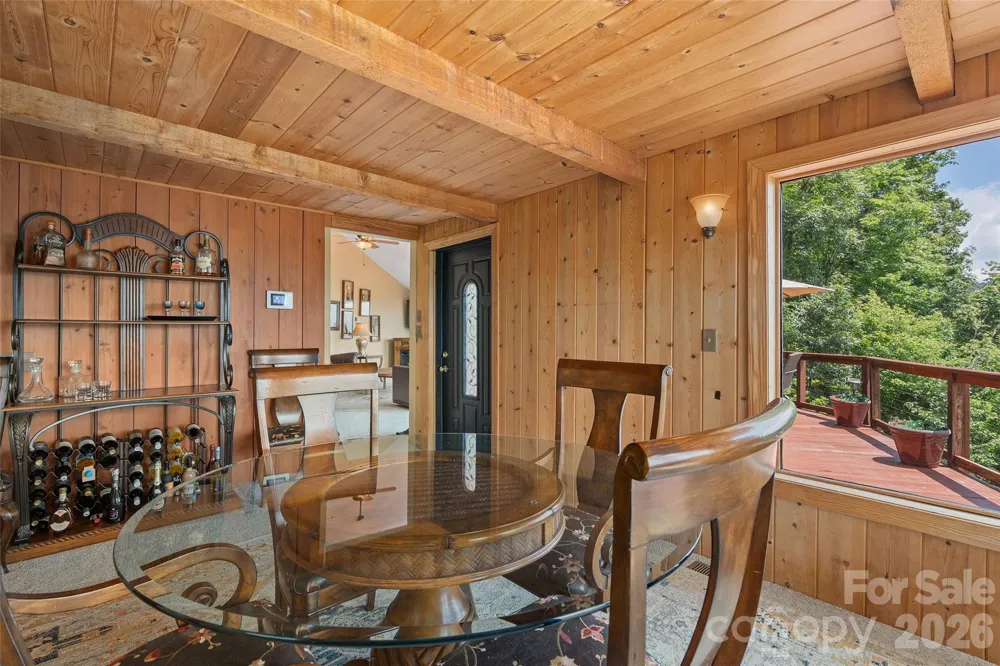 632 Dogwood Trail Waynesville, NC 28786
