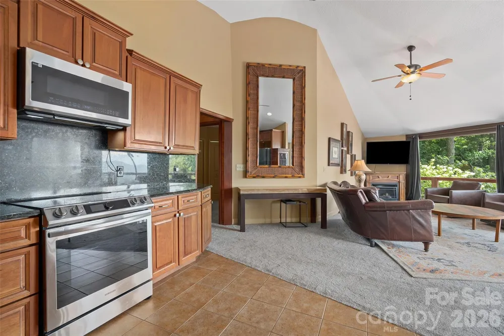 632 Dogwood Trail Waynesville, NC 28786