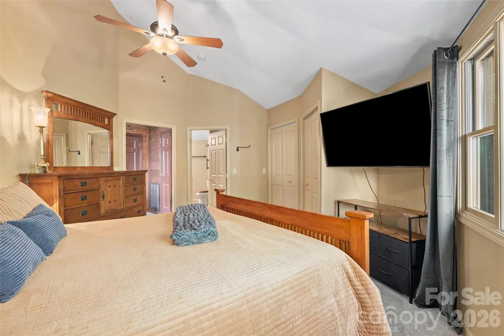 632 Dogwood Trail Waynesville, NC 28786
