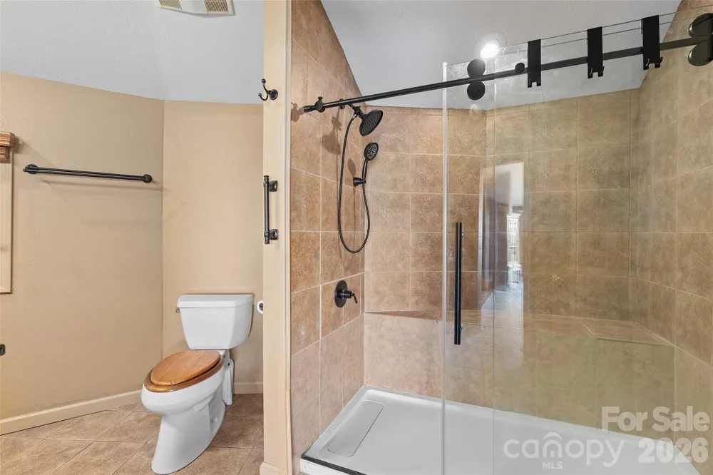 632 Dogwood Trail Waynesville, NC 28786