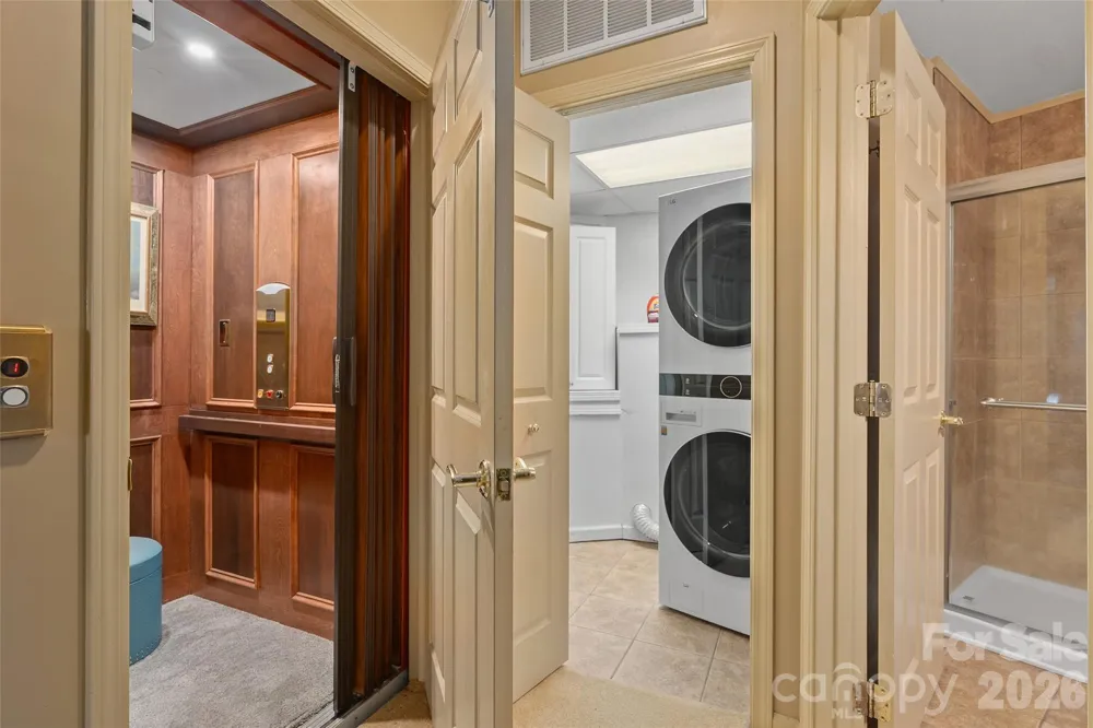 632 Dogwood Trail Waynesville, NC 28786
