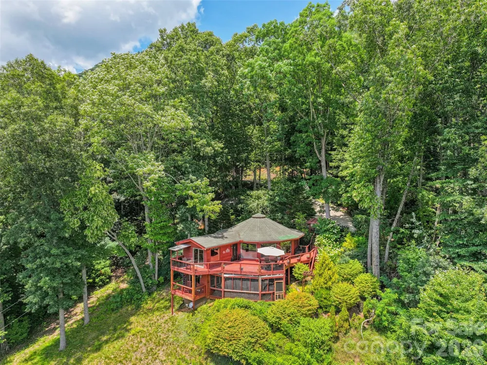 632 Dogwood Trail Waynesville, NC 28786