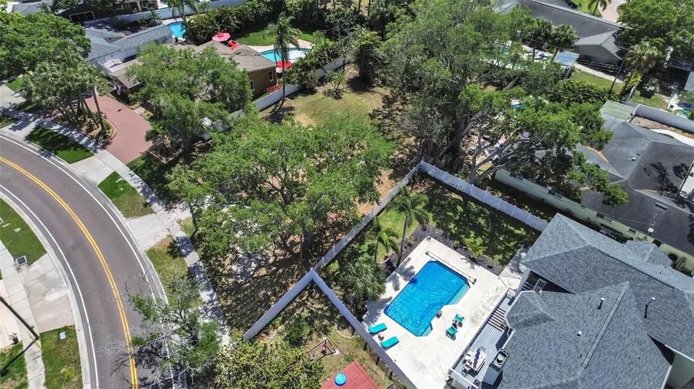 5438 BAYOU GRANDE BOULEVARD NE St Petersburg, FL 33703